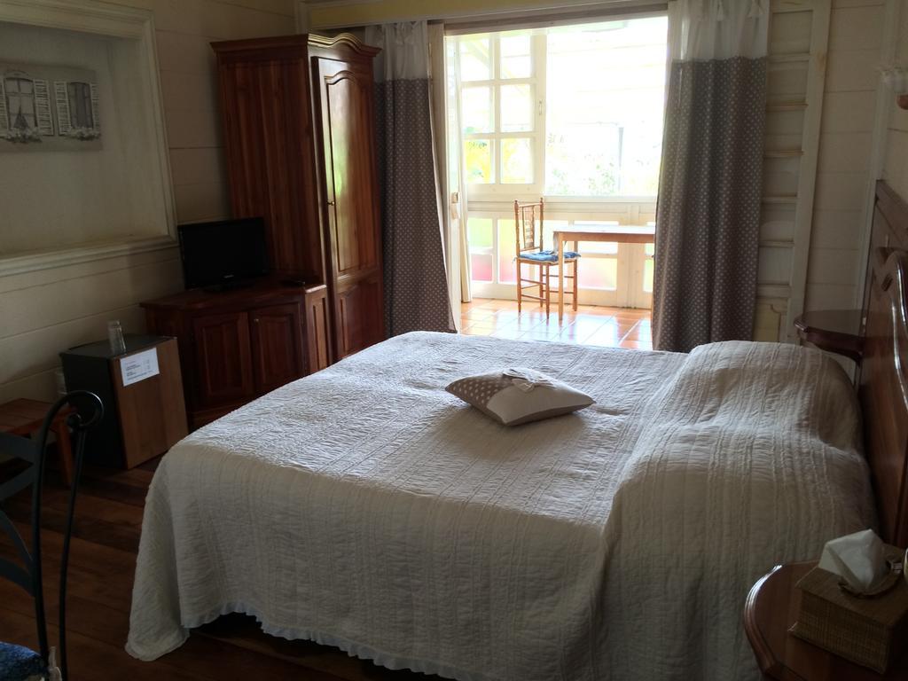 Le Bois Rouge Hotel Cilaos Quarto foto