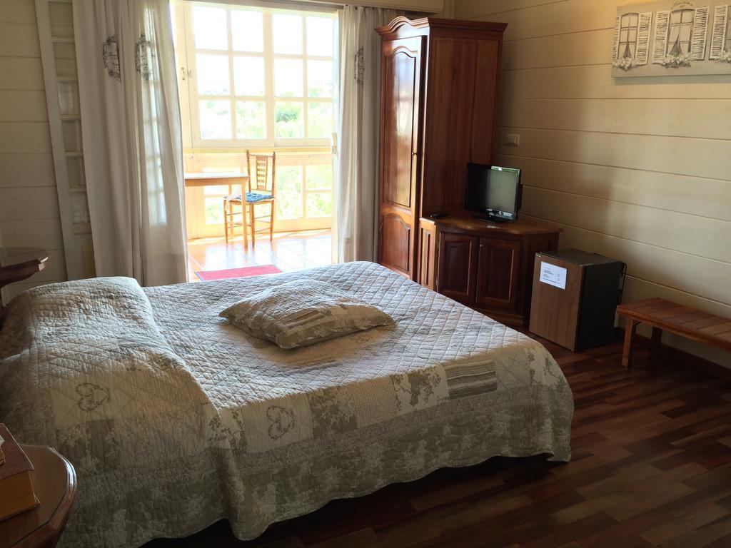 Le Bois Rouge Hotel Cilaos Quarto foto